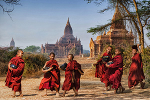 Kamal-ol-Molk Bronze Trophy